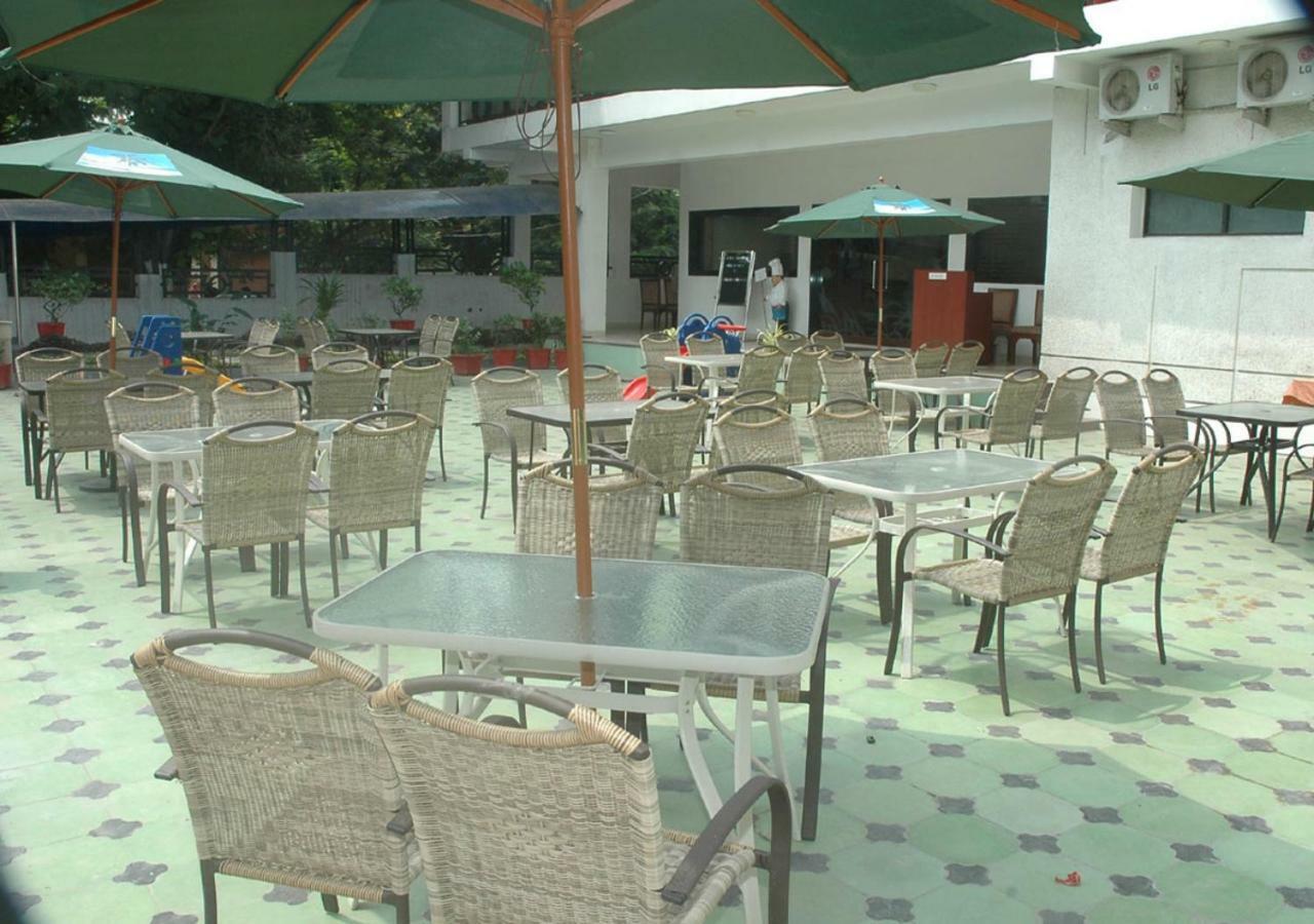 蓝钻酒店 Korba 外观 照片